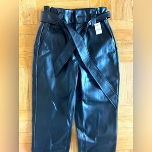 EXPRESS VEGAN LEATHER PAPERBAG PANTS, BLK (6REG)